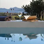 Luxury Paros Thoe Contemporary Luxury 3 Bedrooms